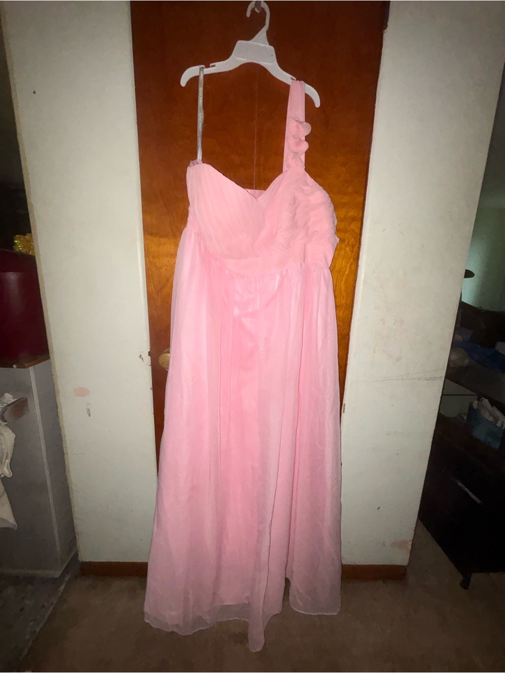 Pink One-Shoulder Chiffon Evening Gown